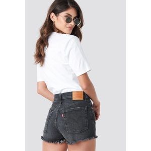 Levi’s 501 High Rise Denim Shorts in Someone’s Thunder Size 26